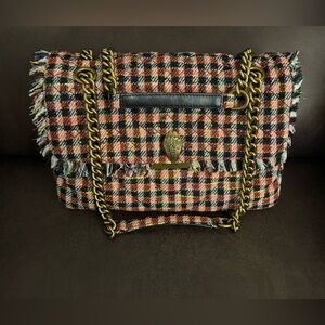 ❤️❤️KURT GEIGER Shoulder Handbag Red Black Fabric Woven Fringe Gold Chain Strap